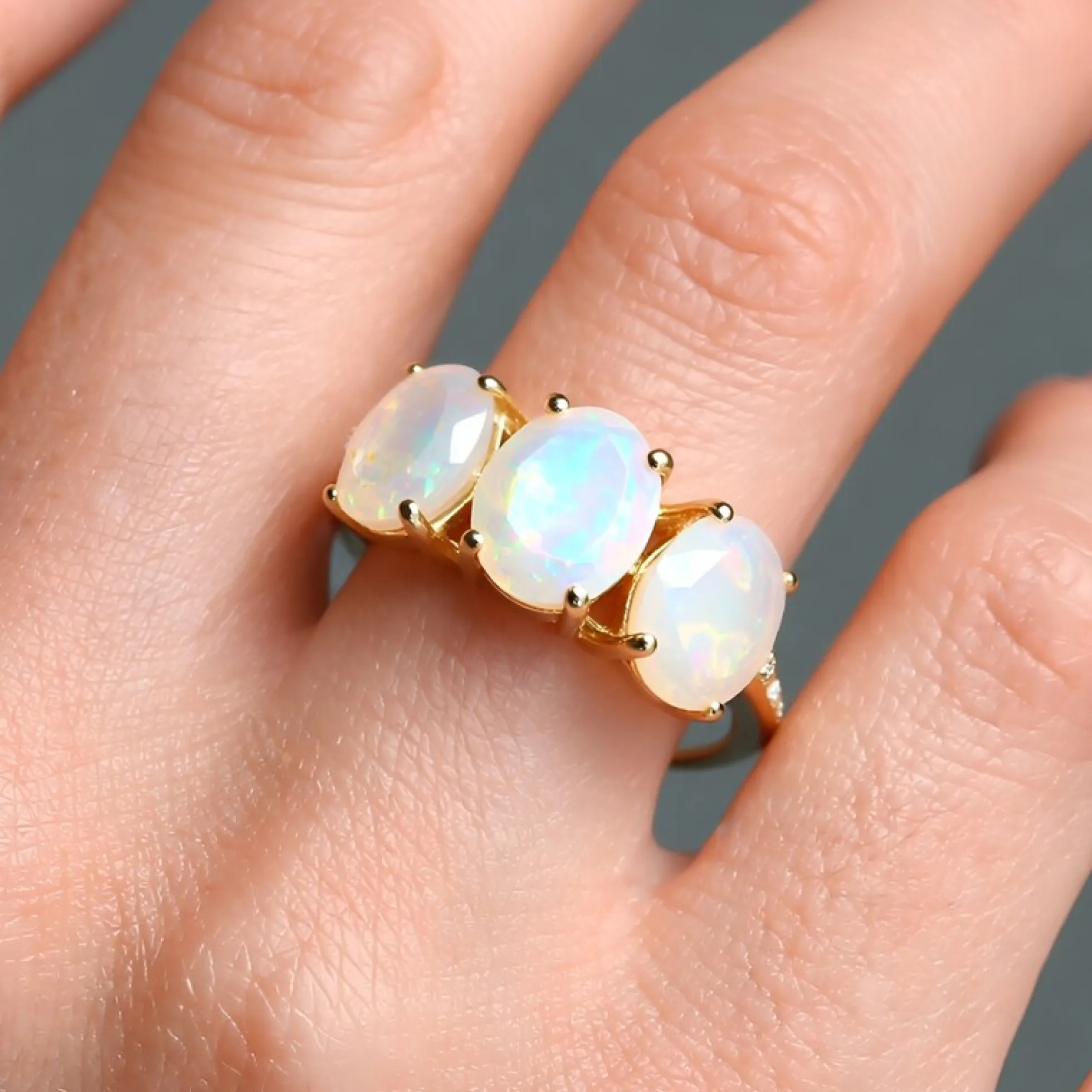 AAA-Welo-Opal-Goldring