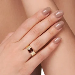 Abendroter Zirkon-Goldring