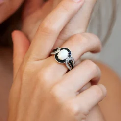 Australischer Opal-Goldring