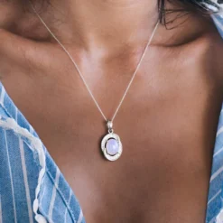 Australischer Opal-Silberanhänger