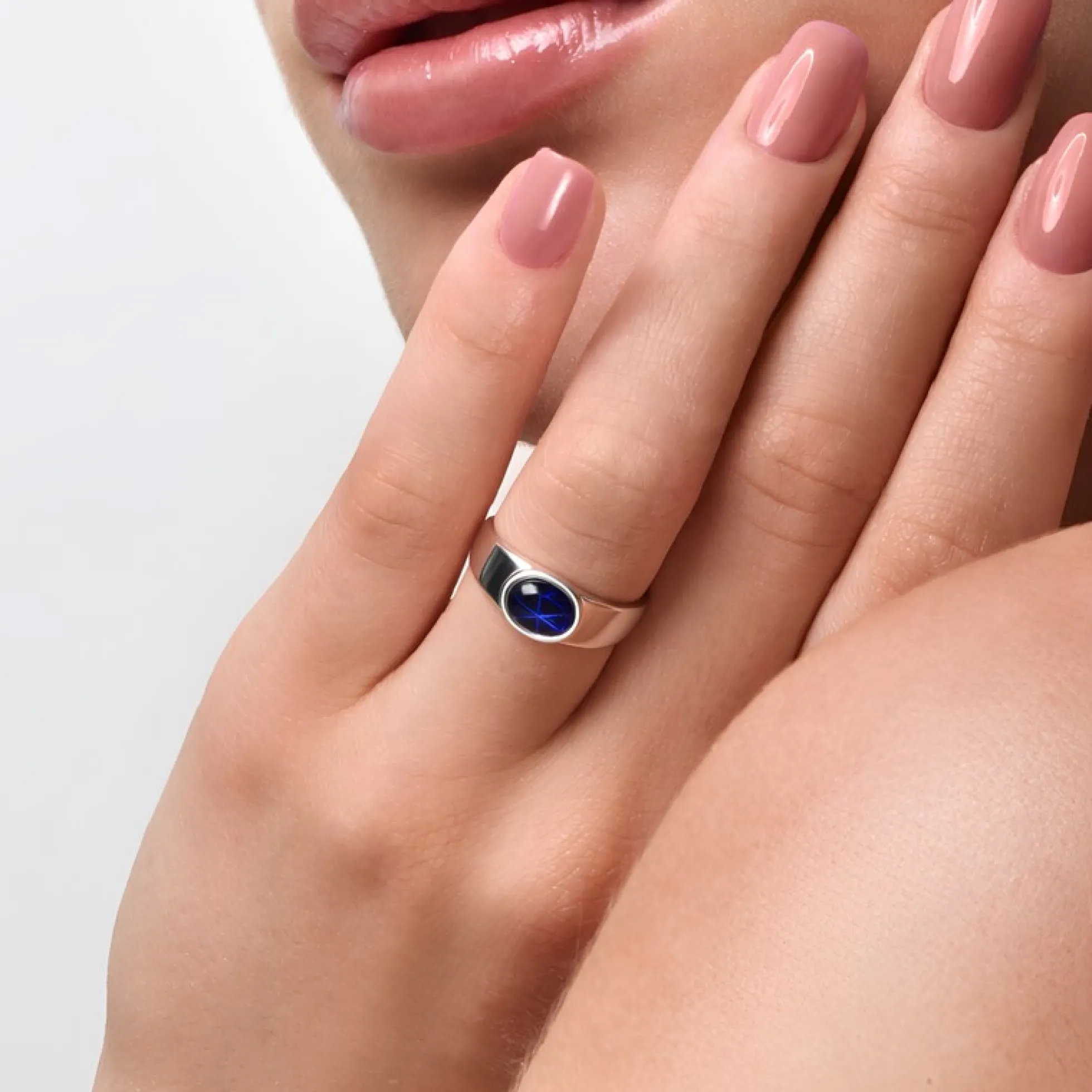 Blauer Stern-Saphir-Silberring