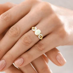 Brasilianischer Weißer Opal-Goldring