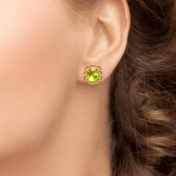 Burmesischer Peridot-Silberohrringe