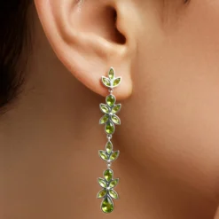 Burmesischer Peridot-Silberohrringe