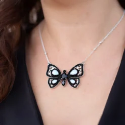 Edelstein-Silbercollier