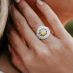 Gelber SI2 Brillant-Goldring