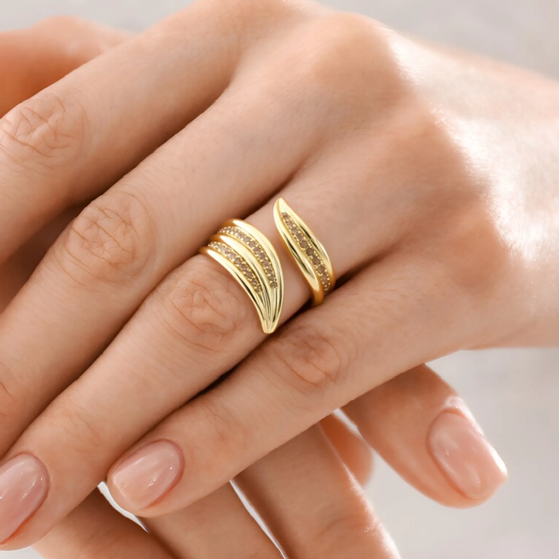 I2 Champagner-Brillant-Goldring (de Melo)
