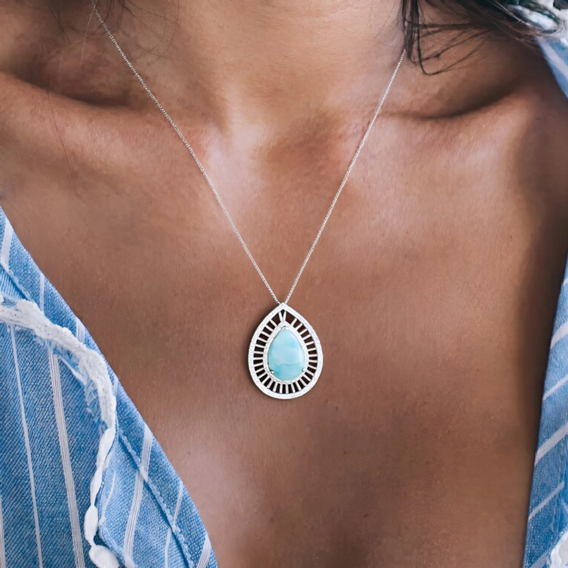 Larimar-Silberanhänger