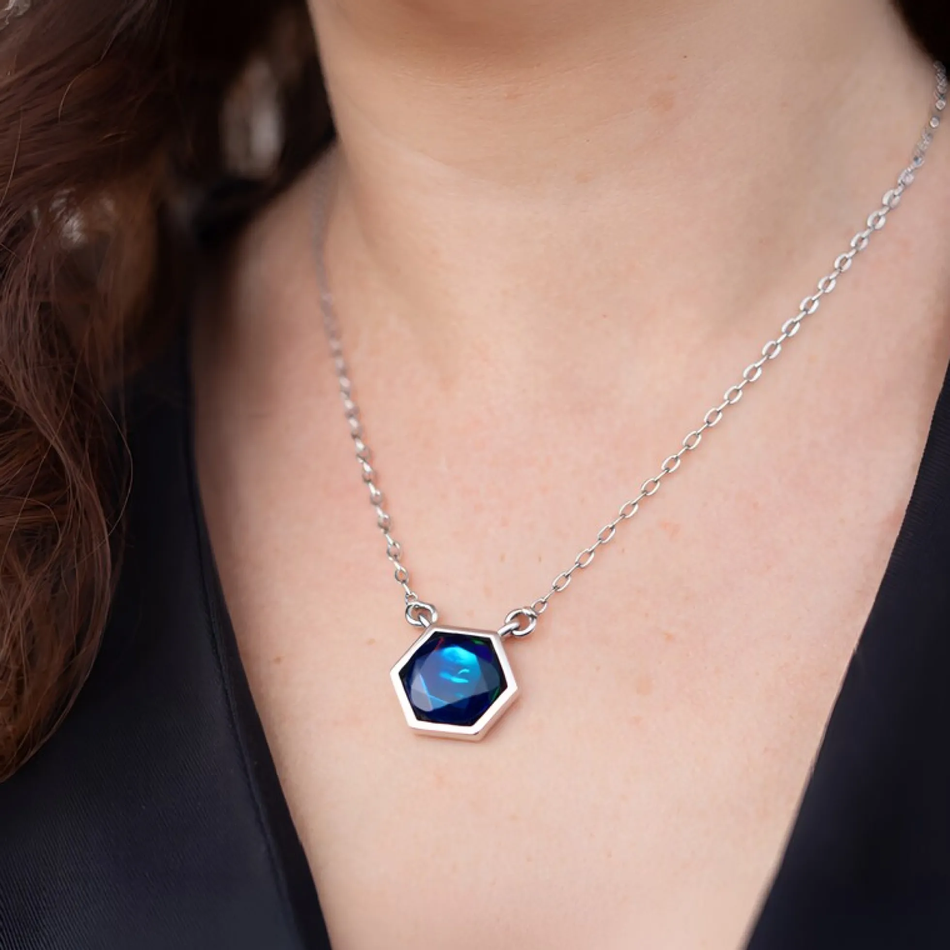 Mezezo-Opal-Silbercollier