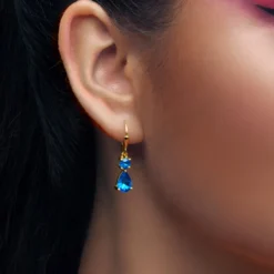Neonblauer Apatit-Silberohrringe