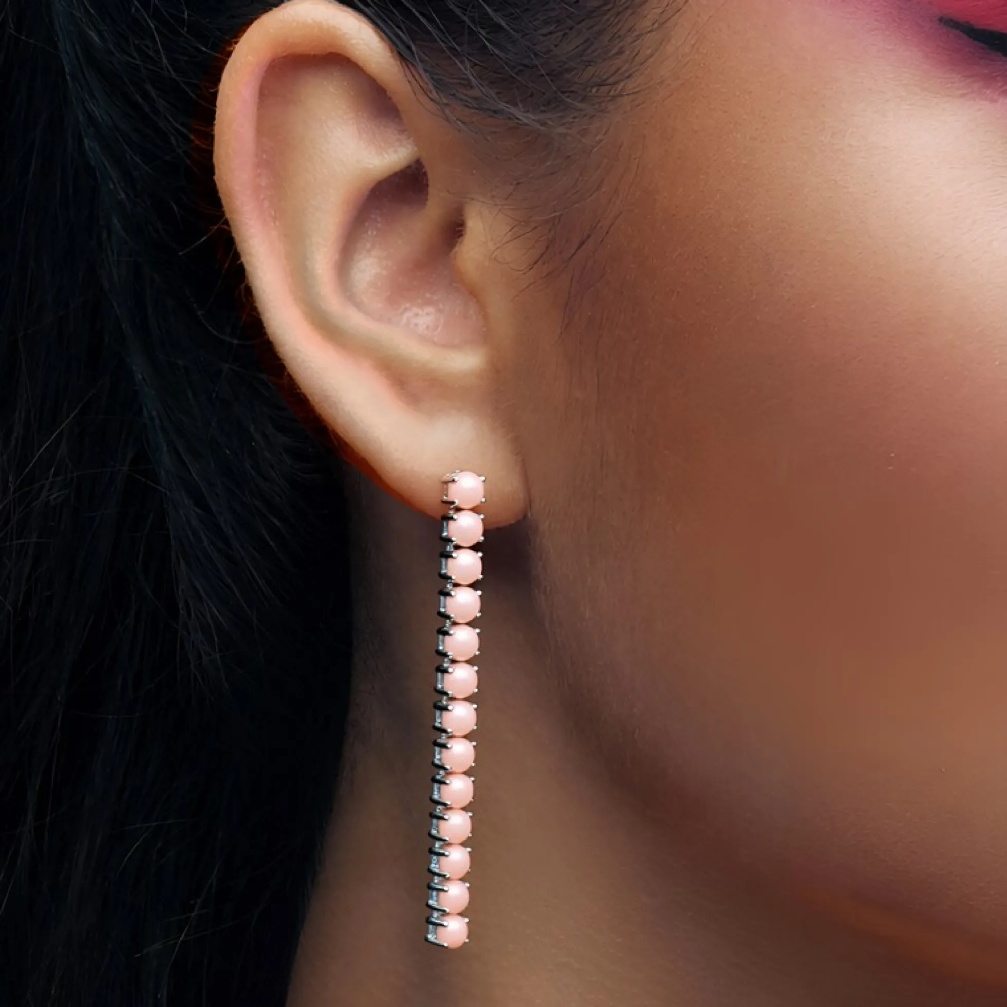 Pinkfarbener Opal-Silberohrringe