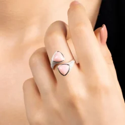 Pinkfarbener Opal-Silberring