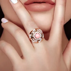Pinkfarbener Opal-Silberring