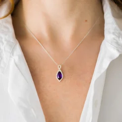 Sambia-Amethyst-Goldanhänger