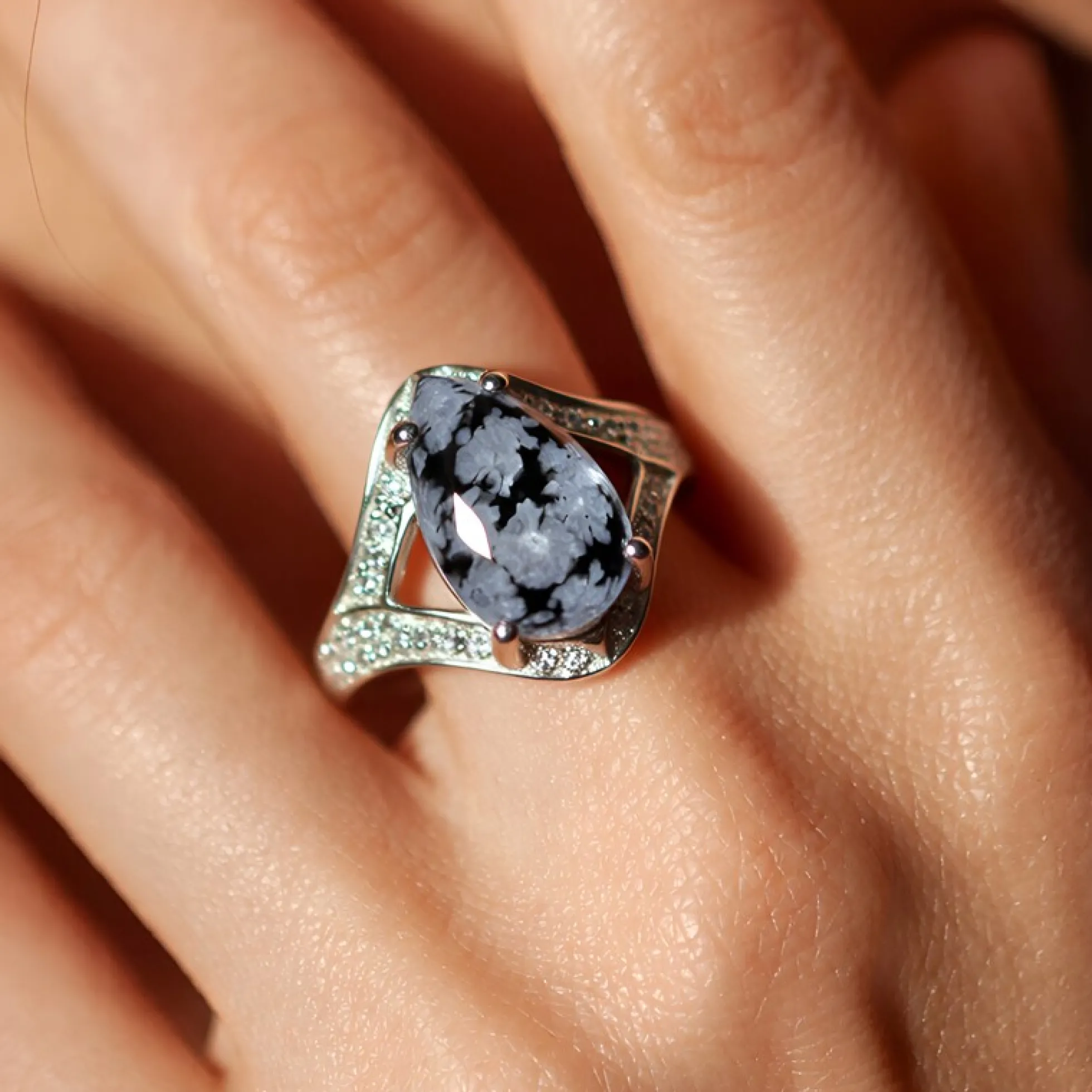 Schneeflocken-Obsidian-Silberring