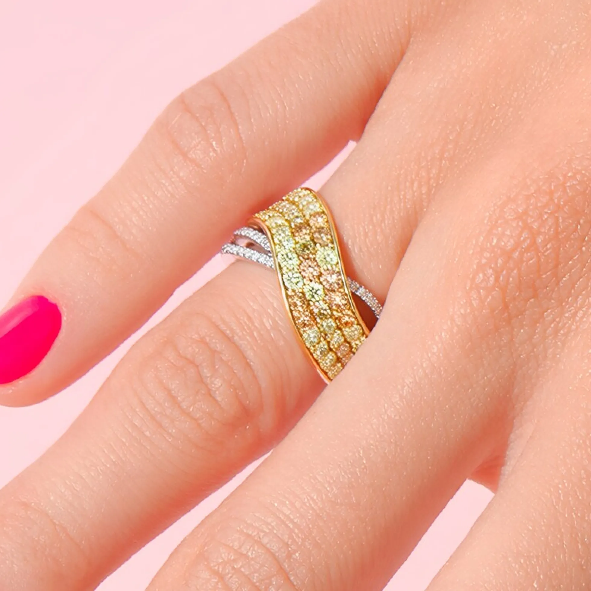 SI2 Fancy-Brillant-Goldring