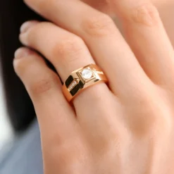 VS1 Argyle-Rose de France-Brillant-Goldring