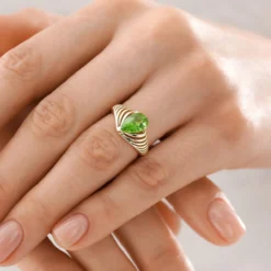 Wagogo-Peridot-Goldring