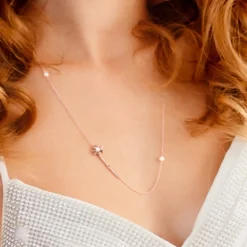 Weiße Süßwasserzuchtperlen-Silbercollier